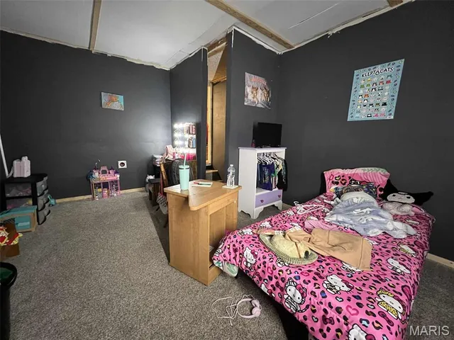 $99,000 | 801 South 5th Street, Girard, IL 62640