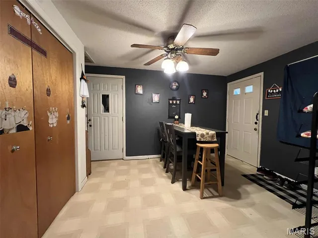 $99,000 | 801 South 5th Street, Girard, IL 62640