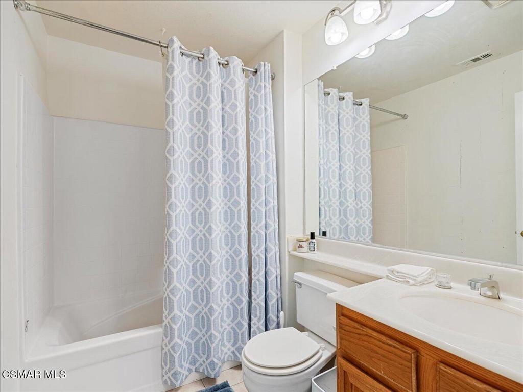 290 Ridgeton Lane, Unit B Simi Valley, CA 93065 - Photo 13 of 17