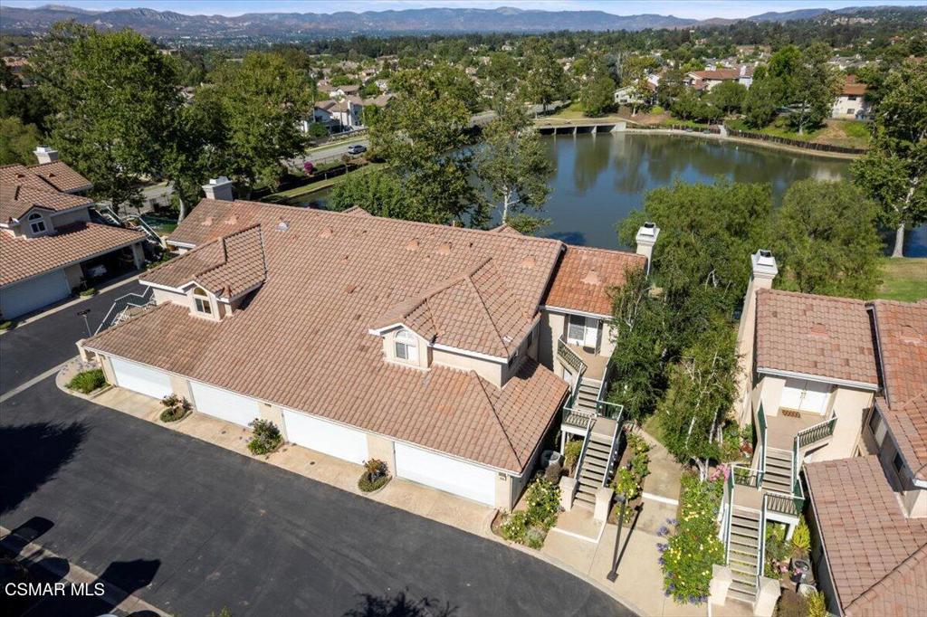 290 Ridgeton Lane, Unit B Simi Valley, CA 93065 - Photo 2 of 17