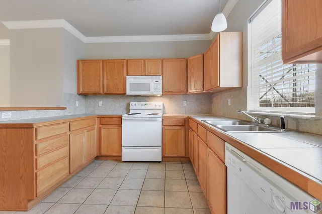 $950,000 | 1500 Brightside Drive, Baton Rouge, LA 70820