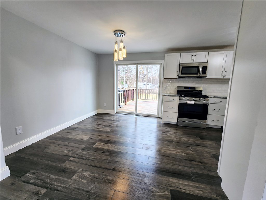 657 Regina Drive Webster, NY 14580 - Photo 11 of 45