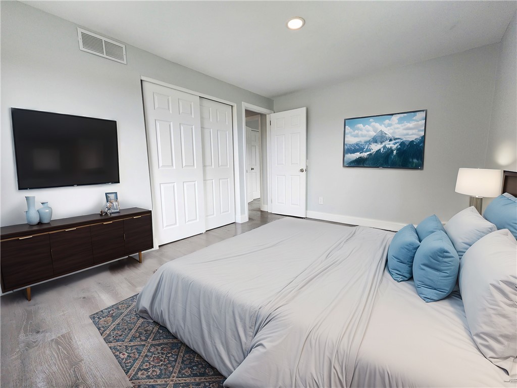 657 Regina Drive Webster, NY 14580 - Photo 14 of 45