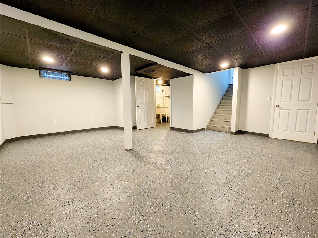 657 Regina Drive Webster, NY 14580 - Photo 38 of 45