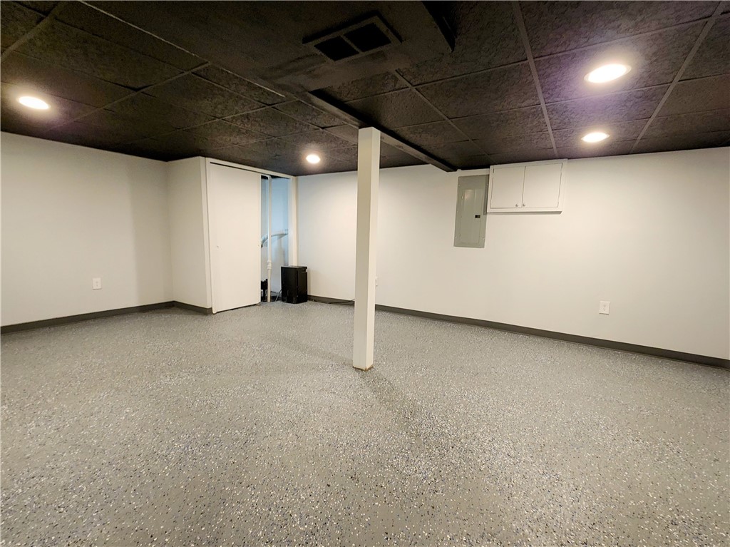 657 Regina Drive Webster, NY 14580 - Photo 39 of 45