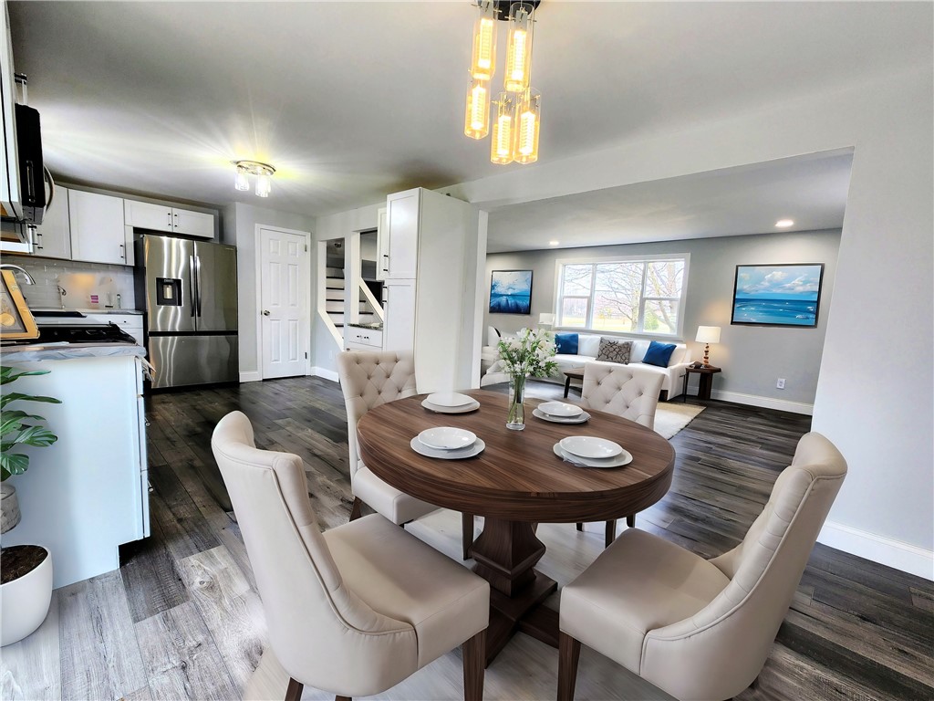 657 Regina Drive Webster, NY 14580 - Photo 4 of 45