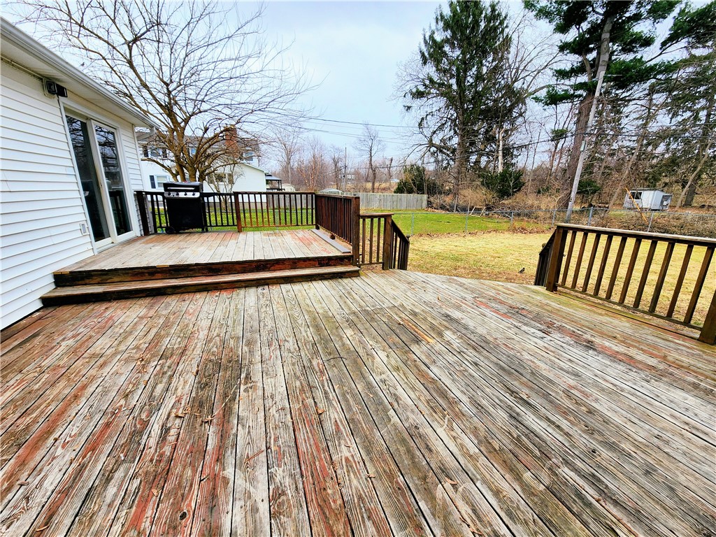 657 Regina Drive Webster, NY 14580 - Photo 42 of 45