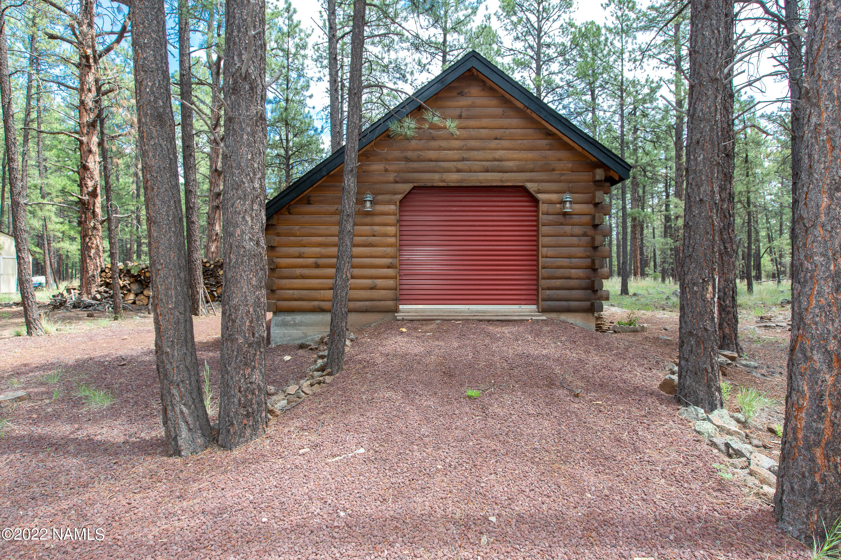 7373 East Robin Hood Road Williams, AZ 86046 - Photo 33 of 51 McQuality Designs & Services, LLC-591