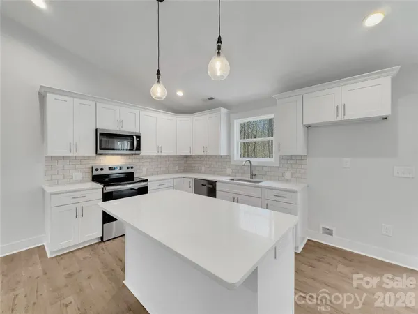 $378,000 | 2338 Neill Road, Lancaster, SC 29720