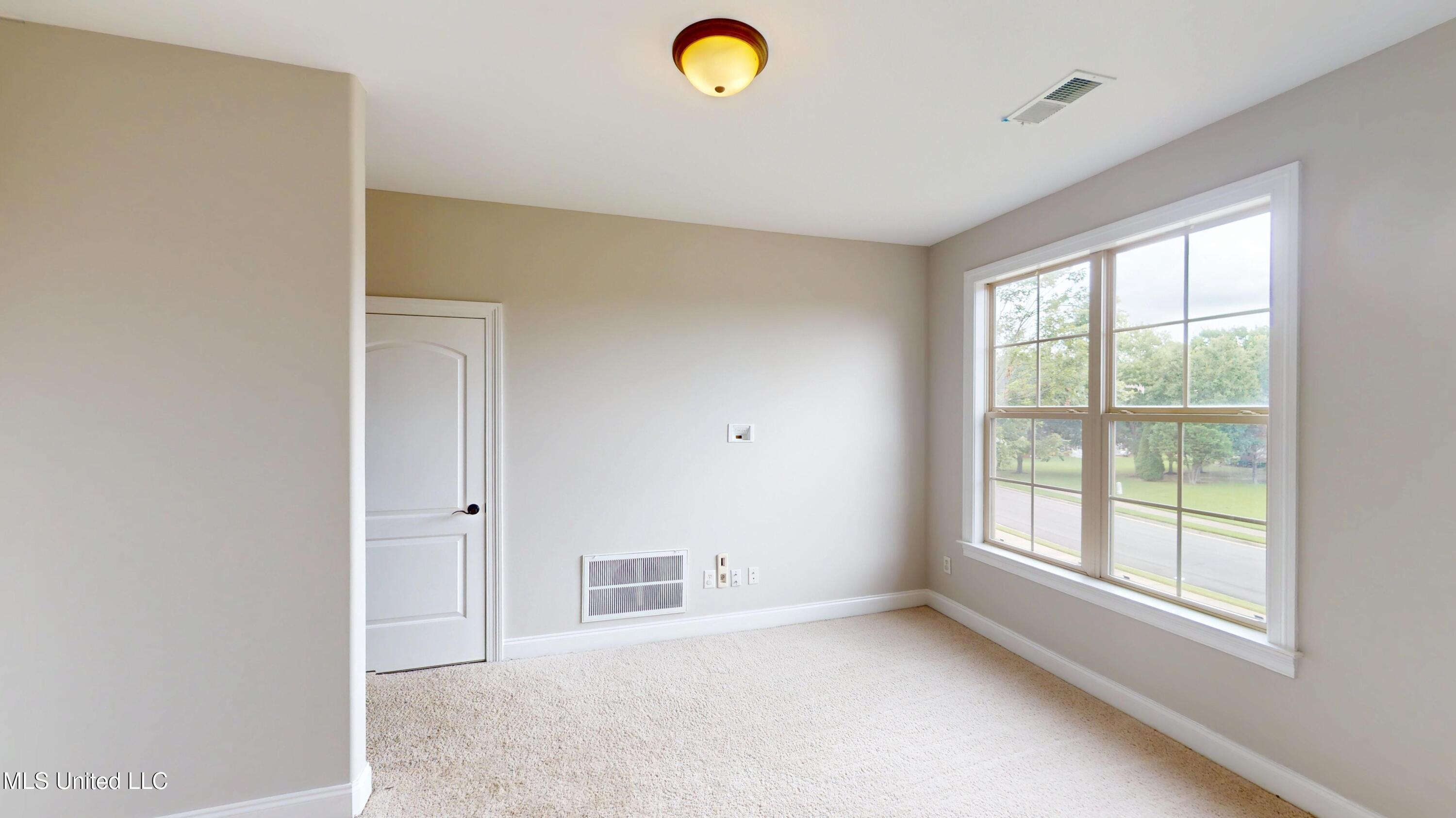 1377 Notting Hill Loop Hernando, MS 38632 - Photo 30 of 45 1377-Notting-Hill-Loop-07112025_011335