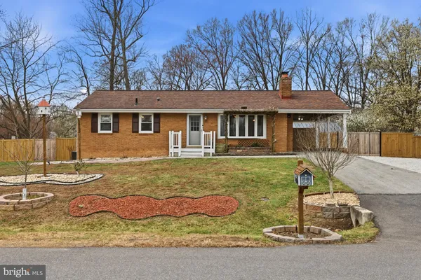 $570,000 | 16100 Malcolm Drive, Laurel, MD 20707
