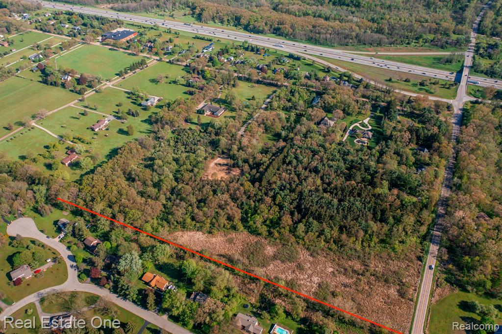 5375 Pleasant Valley Road Brighton, MI 48114 - Photo 66 of 75