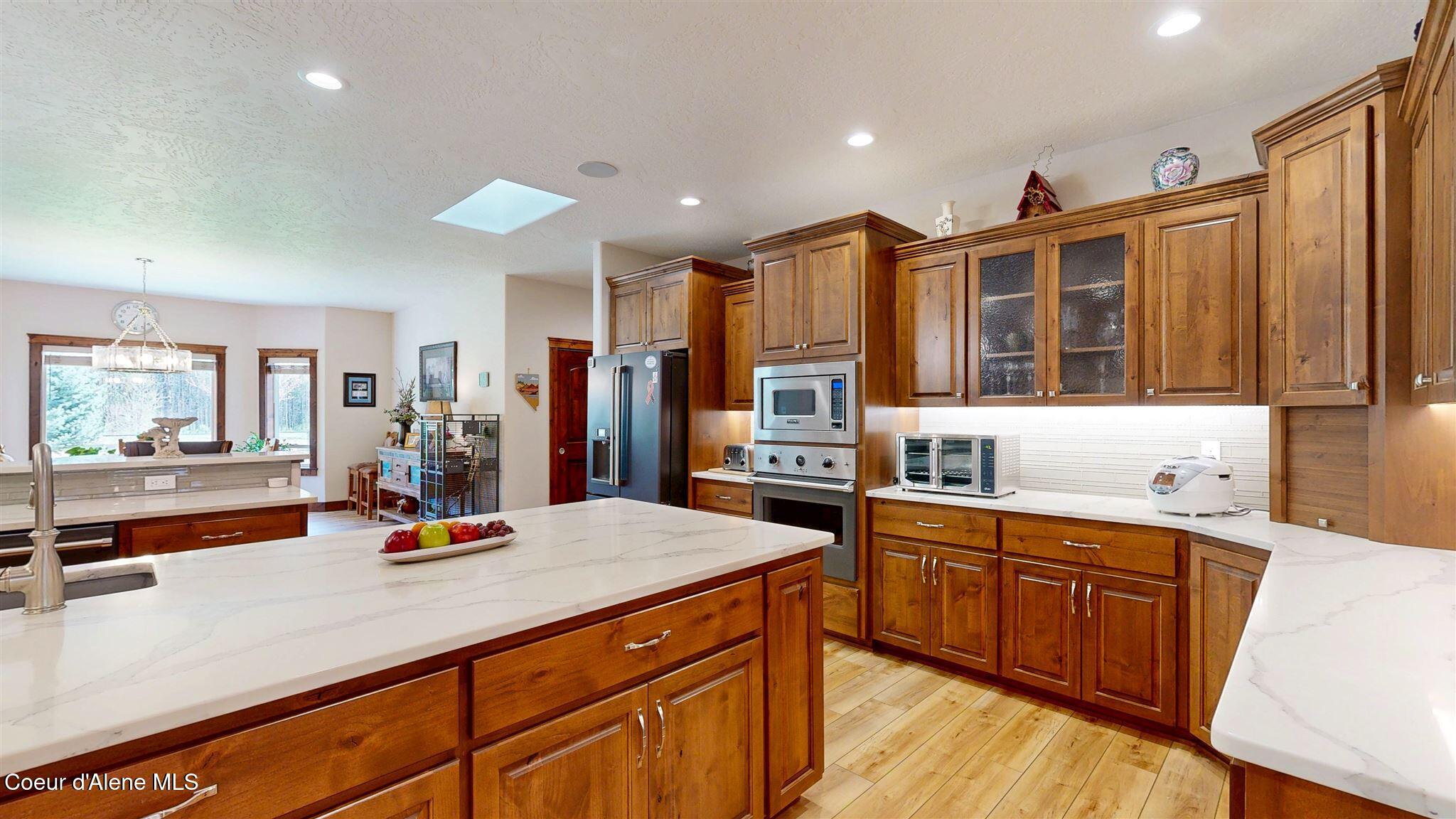 19398 North Ella Road Rathdrum, ID 83858 - Photo 18 of 88 kitchen2