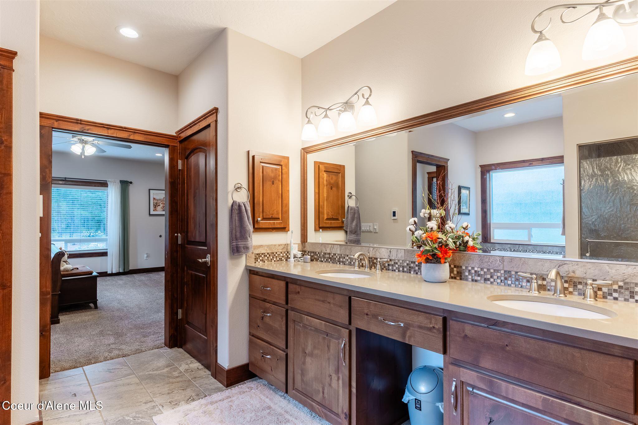 19398 North Ella Road Rathdrum, ID 83858 - Photo 30 of 88 master bath