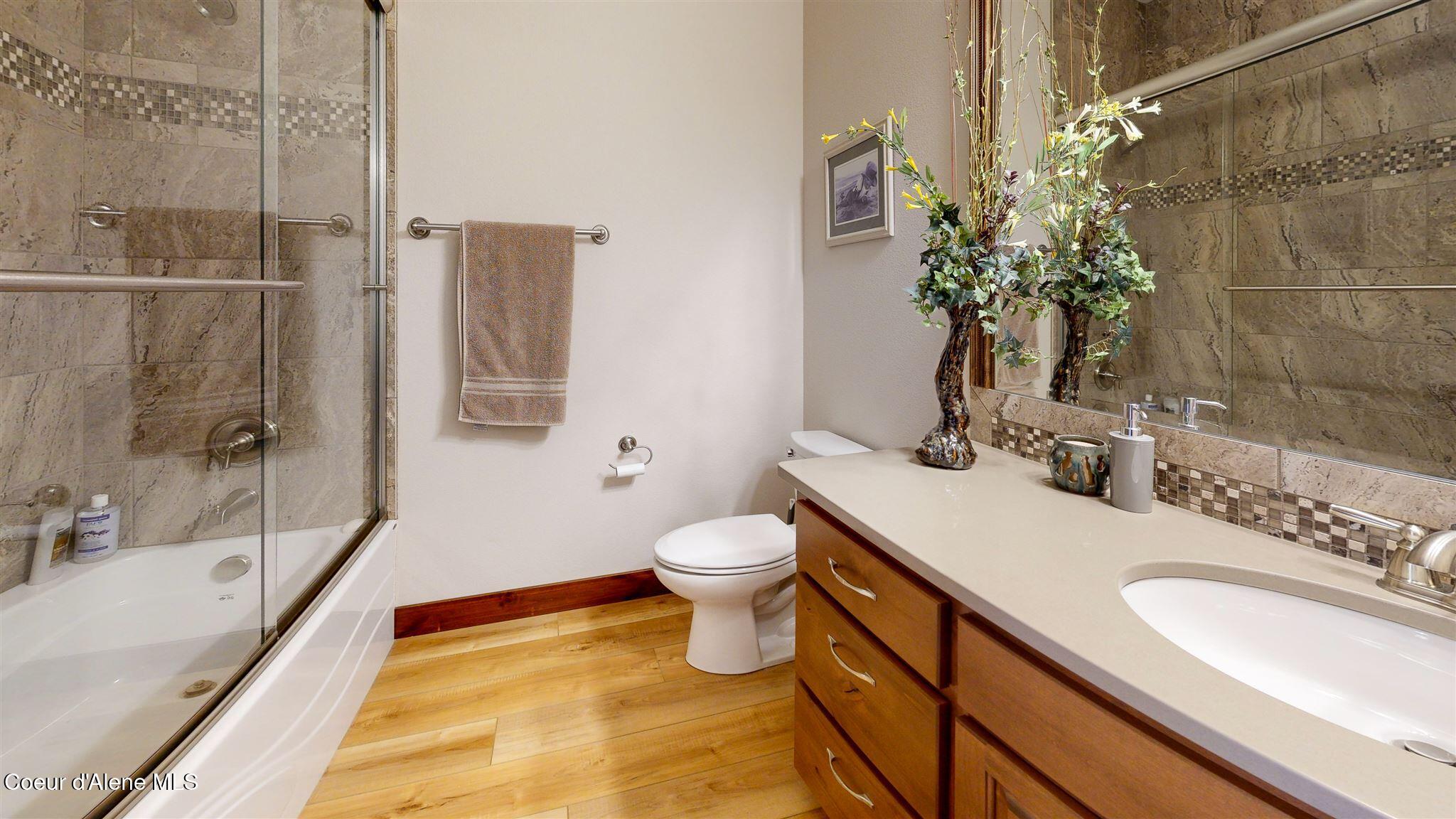 19398 North Ella Road Rathdrum, ID 83858 - Photo 39 of 88 3rd en-suite bath