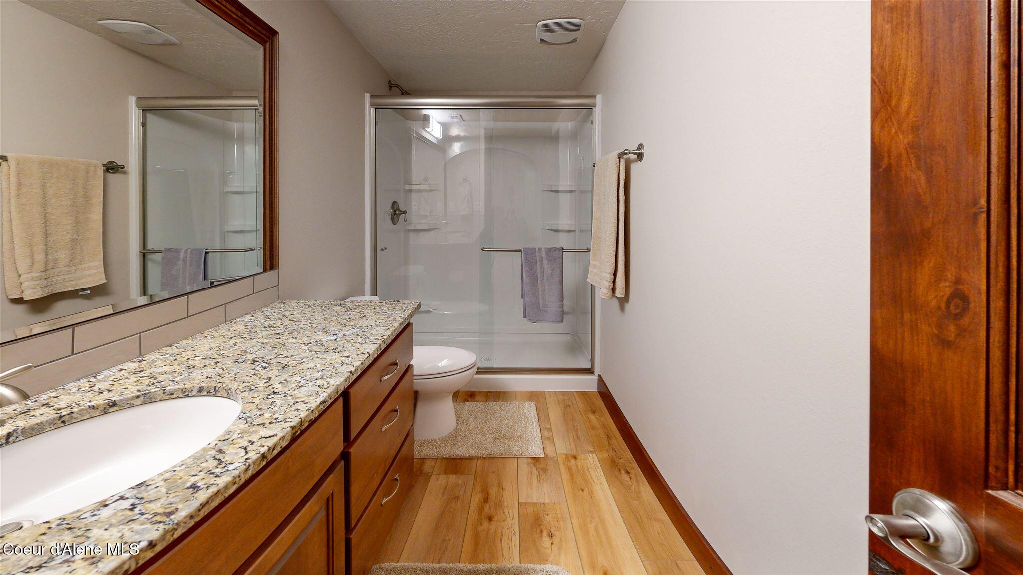 19398 North Ella Road Rathdrum, ID 83858 - Photo 44 of 88 4th bathroom in basement