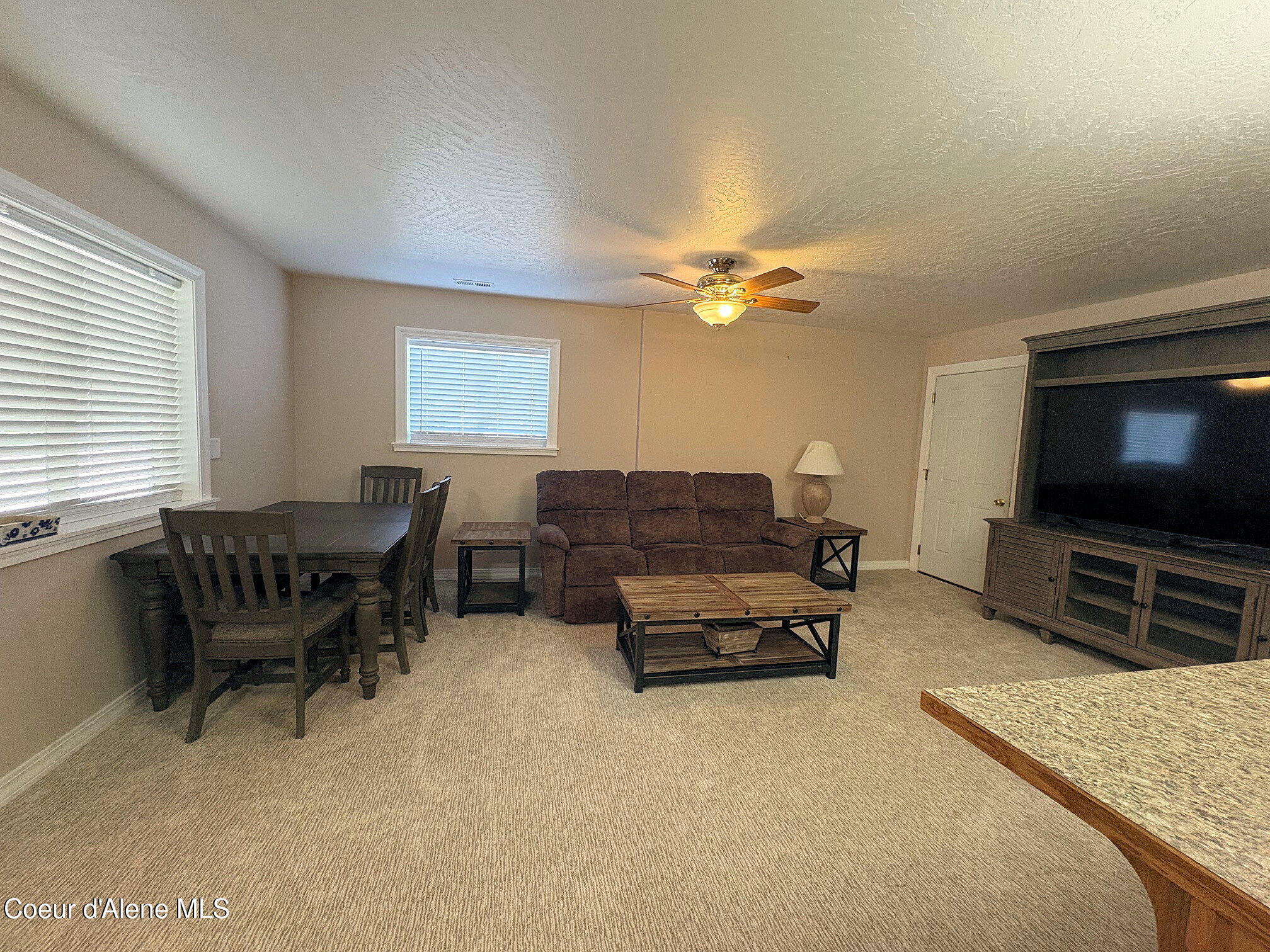 19398 North Ella Road Rathdrum, ID 83858 - Photo 84 of 88 guest qtr living room