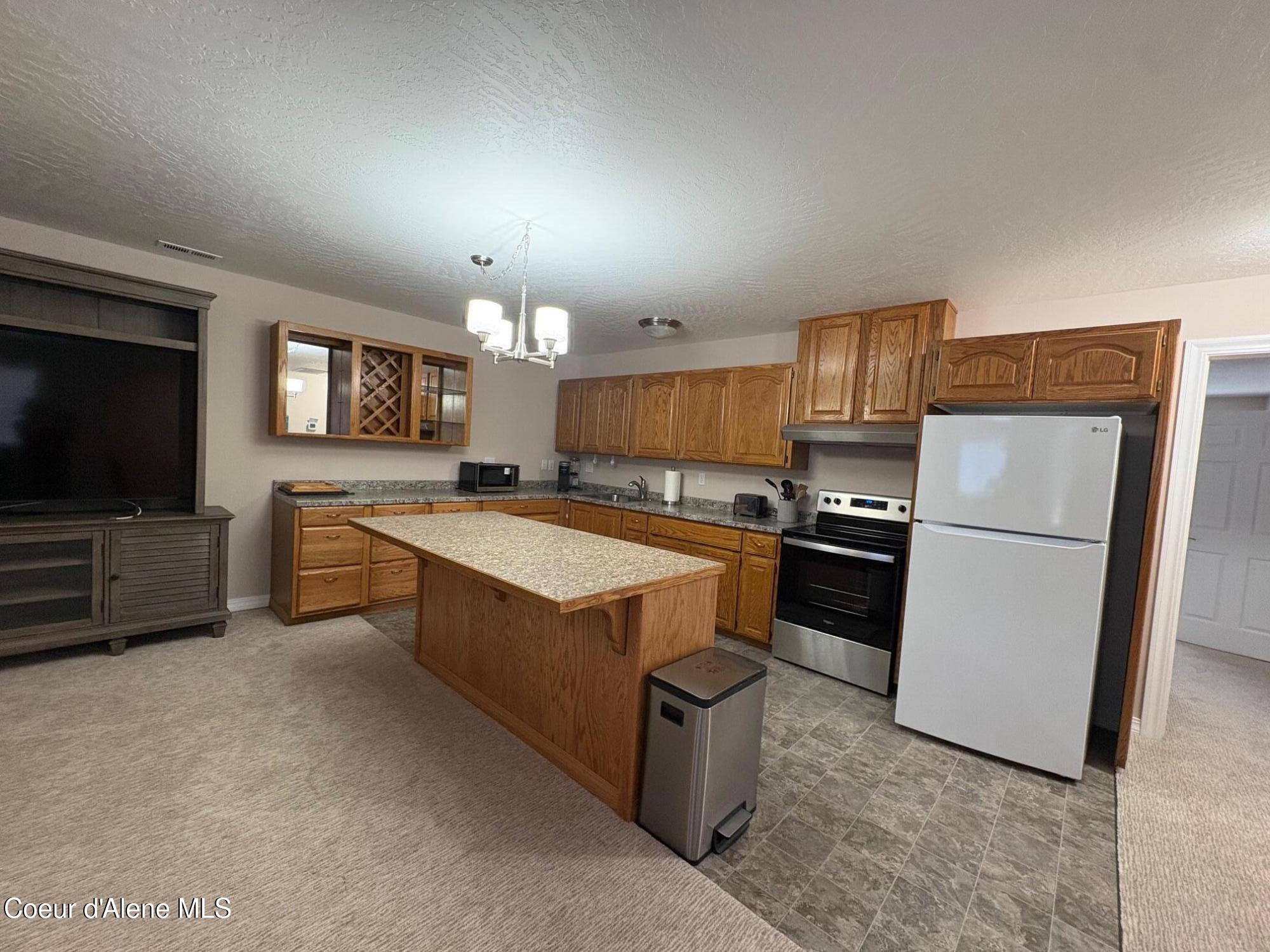 19398 North Ella Road Rathdrum, ID 83858 - Photo 86 of 88 guest qtr kitchen