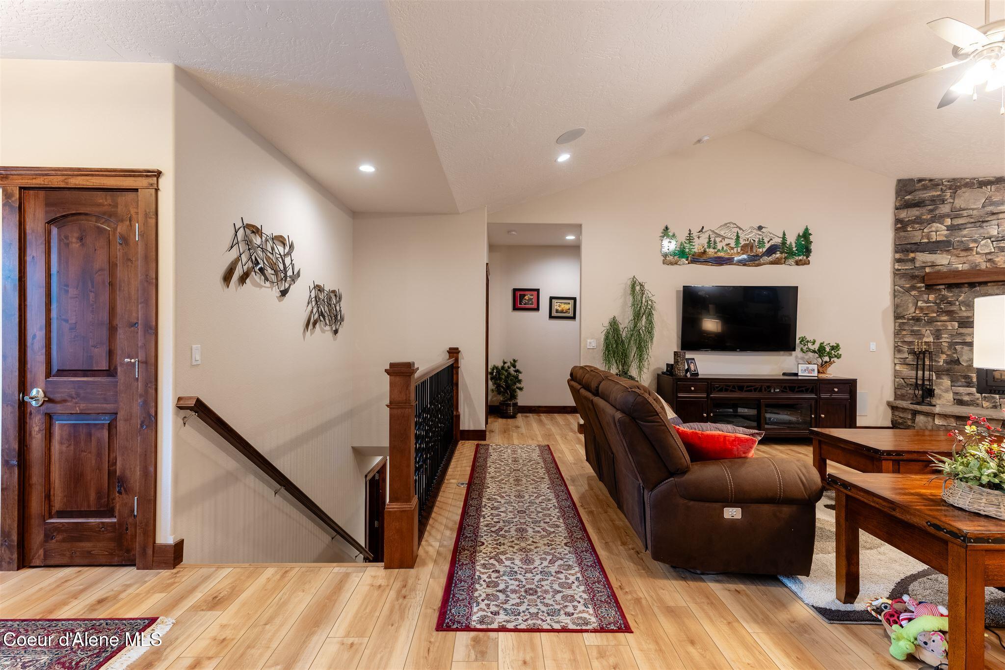 19398 North Ella Road Rathdrum, ID 83858 - Photo 10 of 88 living room & hallway to master bedroom