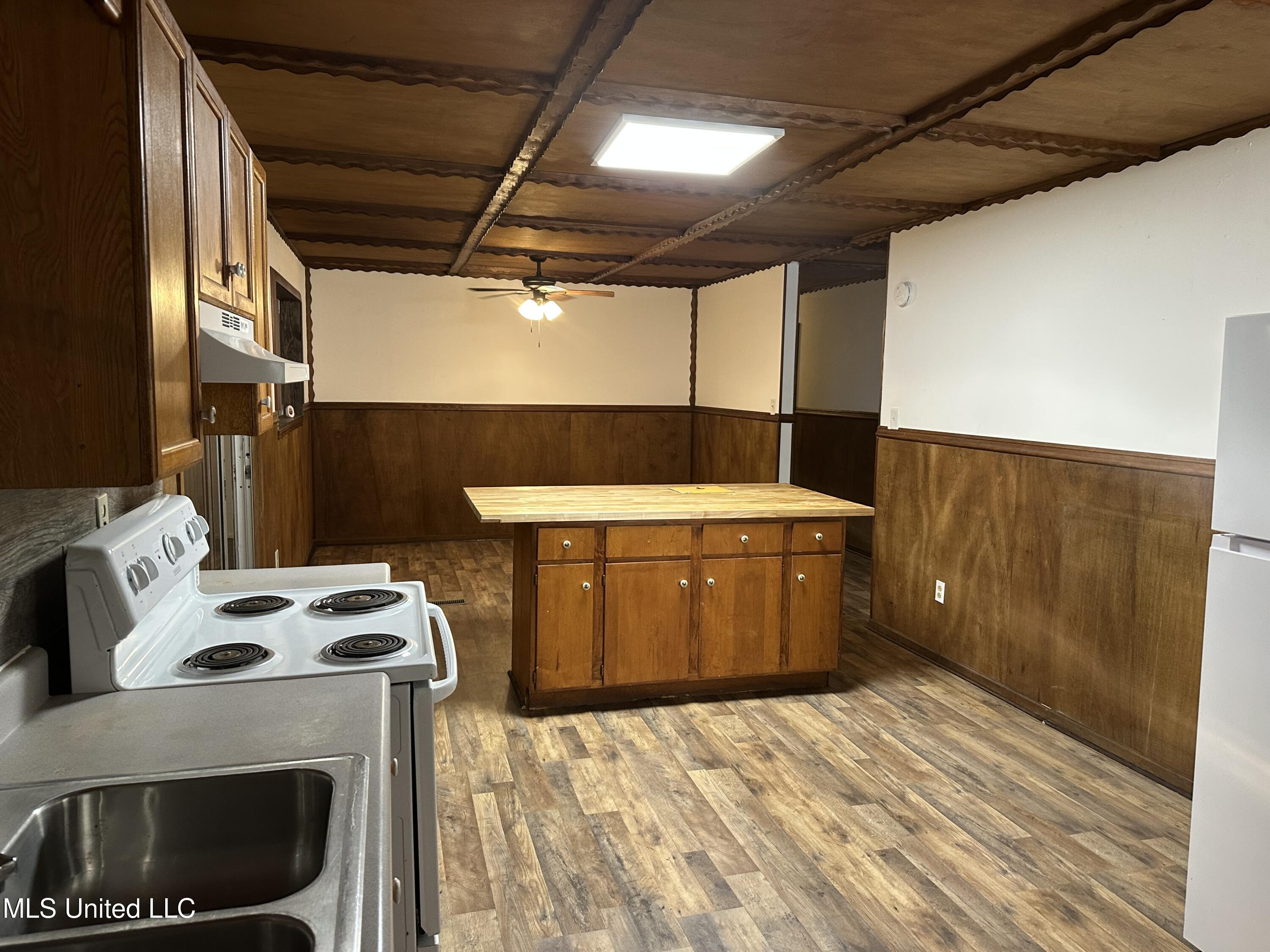 47 Tom Warner Road Tylertown, MS 39667 - Photo 12 of 27 IMG_5464