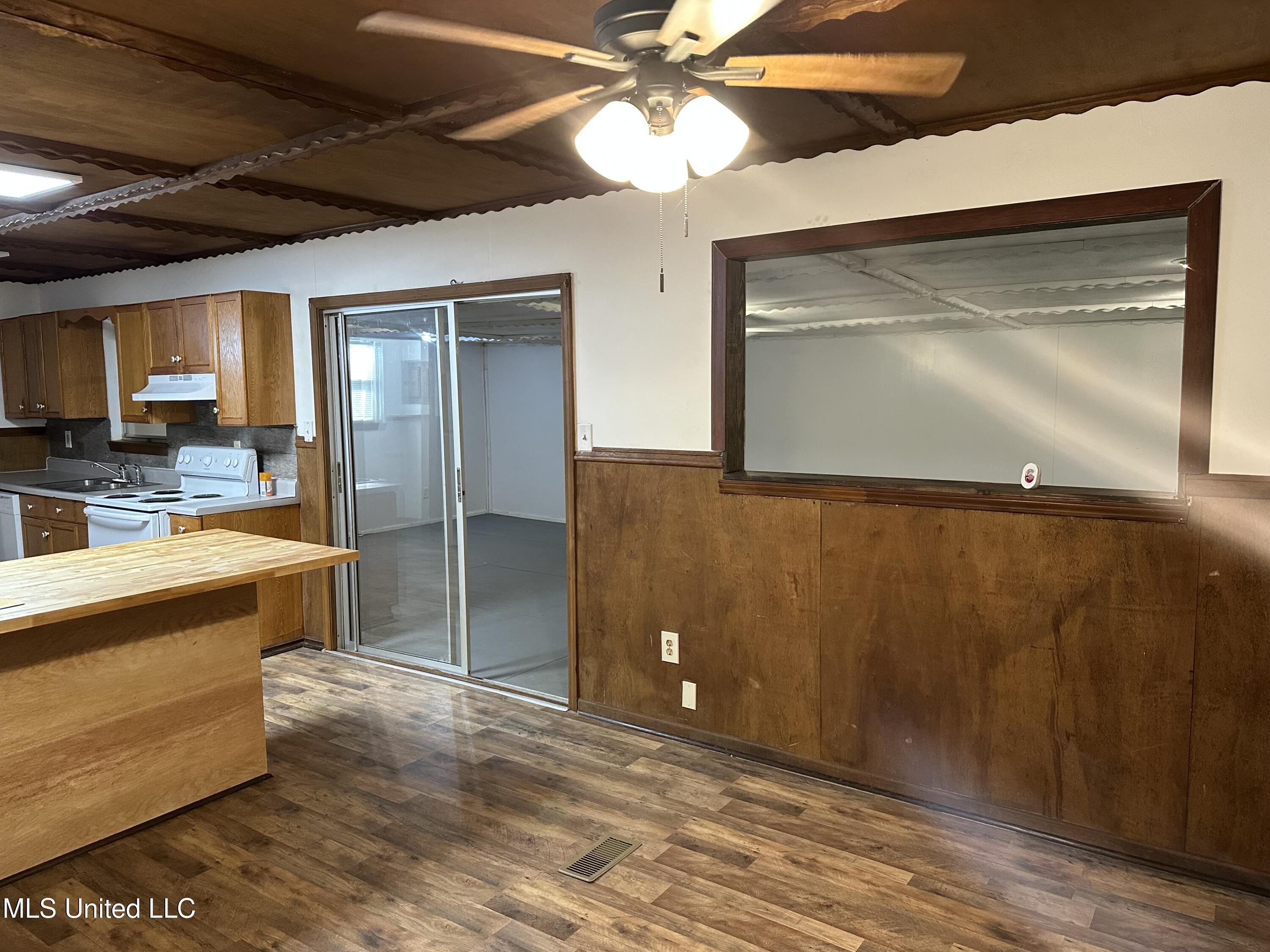 47 Tom Warner Road Tylertown, MS 39667 - Photo 14 of 27 IMG_5466