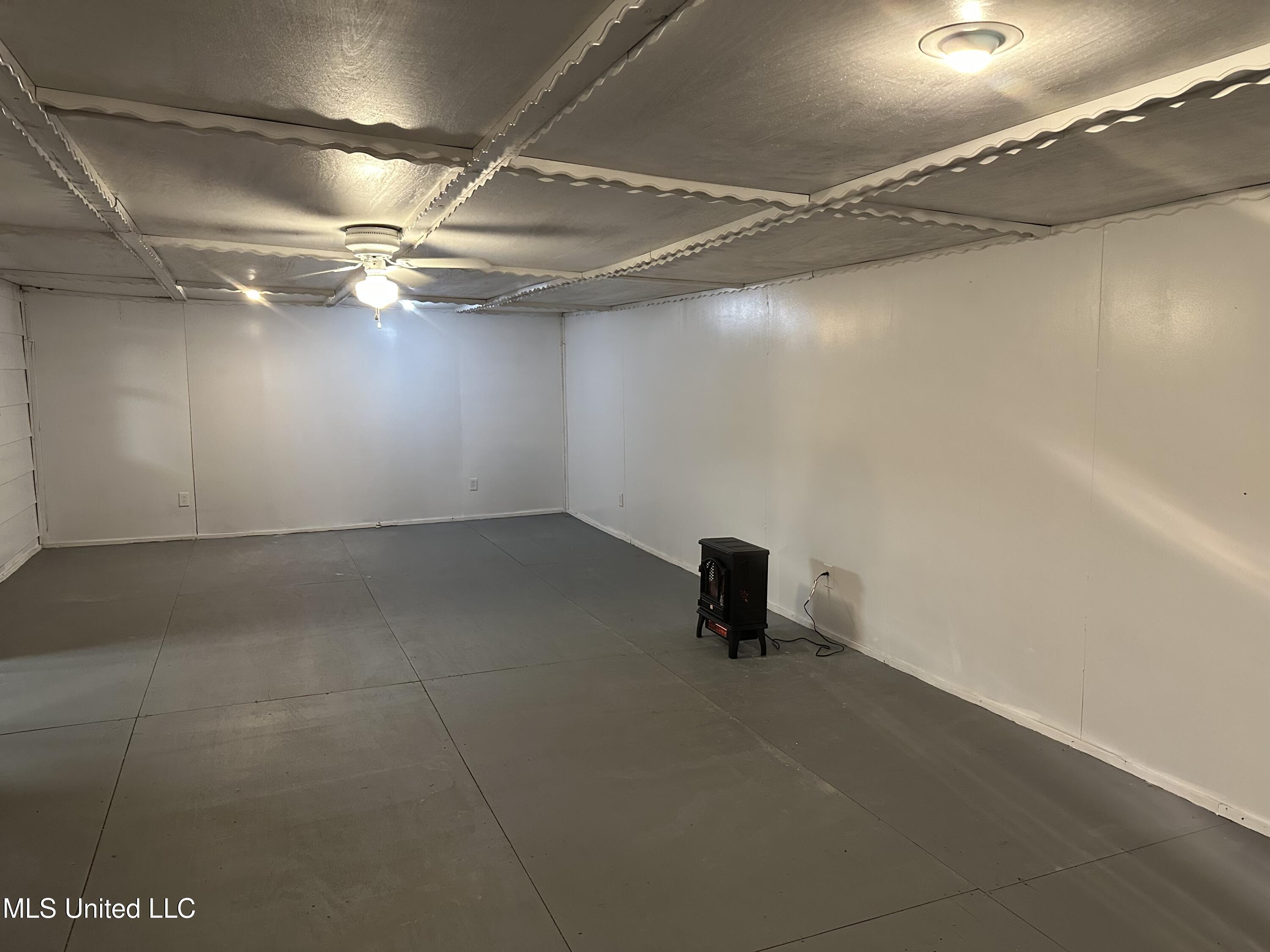 47 Tom Warner Road Tylertown, MS 39667 - Photo 27 of 27 IMG_5460