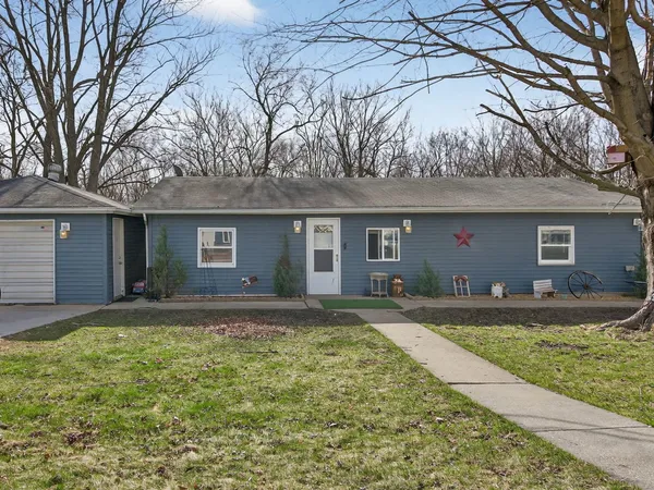 $169,000 | 911 East Washington Street, Morris, IL 60450