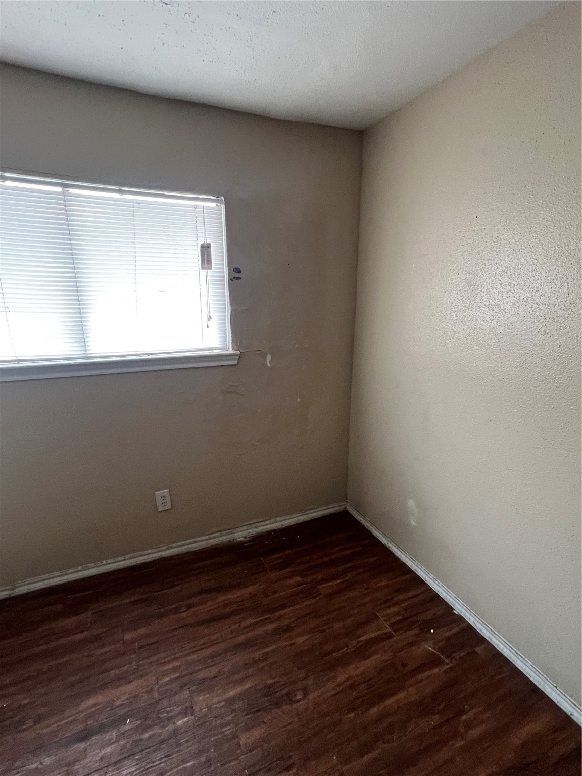 14550 Fonmeadow Drive, Unit 1006 Houston, TX 77035 - Photo 8 of 11