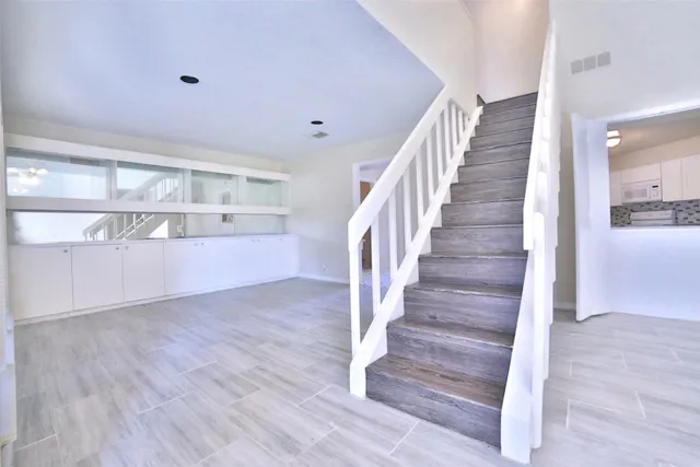 $2,000 | 10723 Shawnbrook Drive, Houston, TX 77071