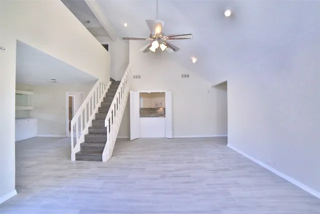 $2,000 | 10723 Shawnbrook Drive, Houston, TX 77071