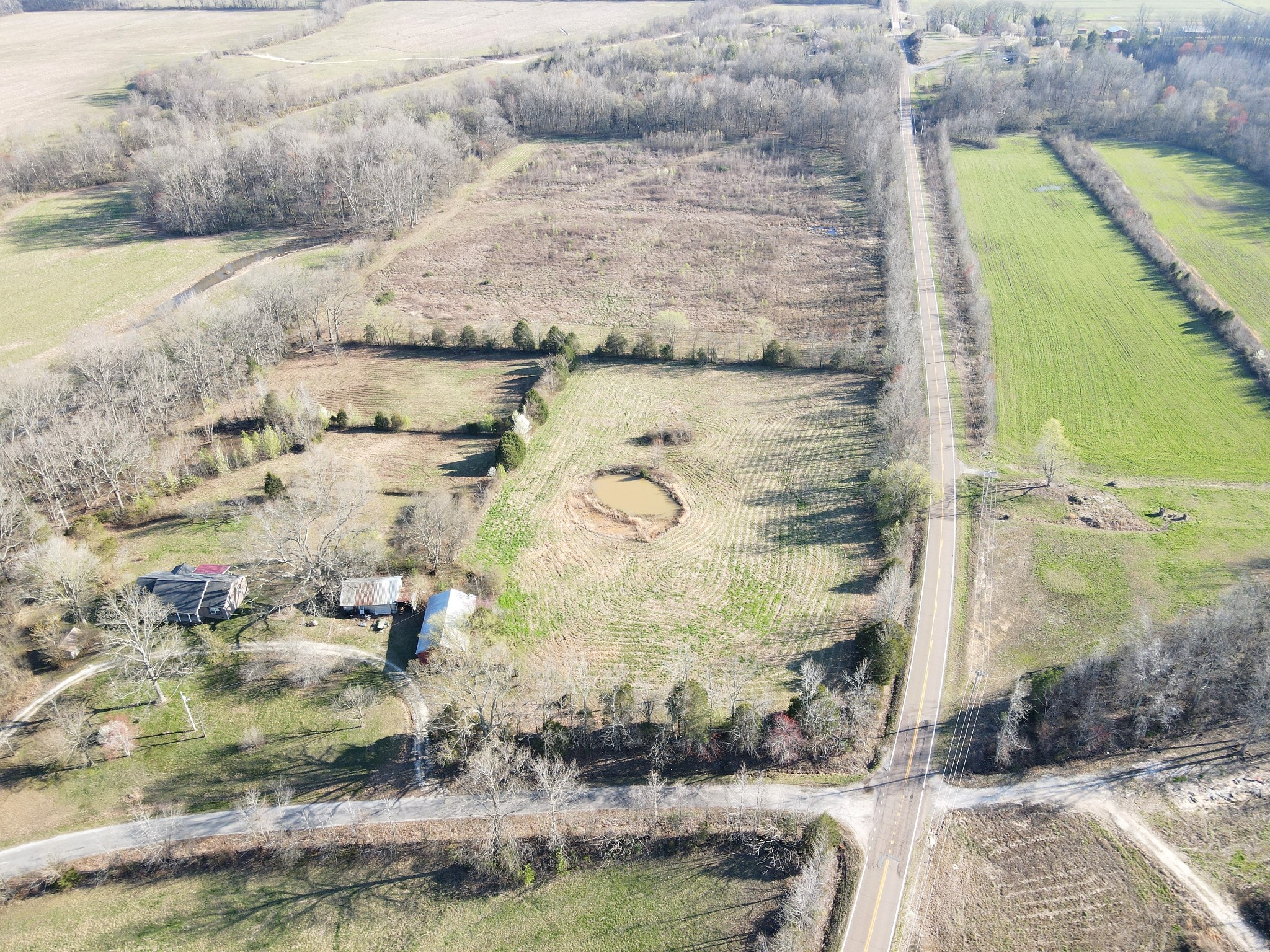 4450 Kelly Road Holladay, TN 38341 - Photo 4 of 28 Gallery Image 4
