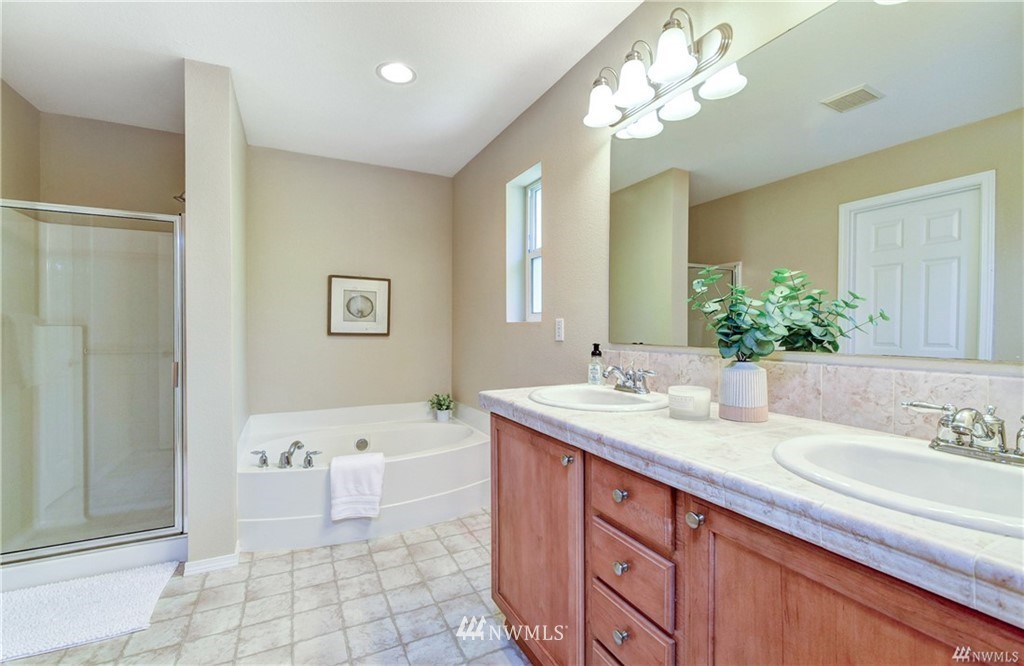 2723 232nd Street Southeast Bothell, WA 98021 - Photo 25 of 36