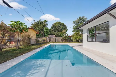 $740,000 | 190 Northeast 173rd Street, Miami, FL 33162