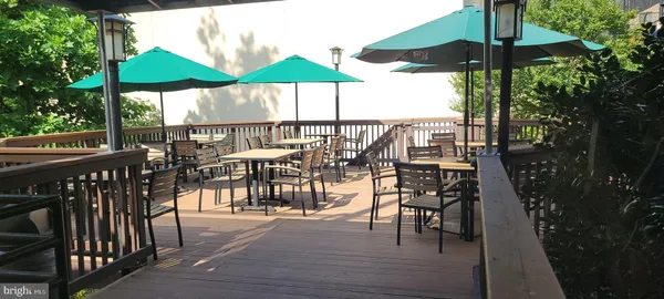 $2,400 | 5903 Mt Eagle Drive, Unit 802, Alexandria, VA 22303