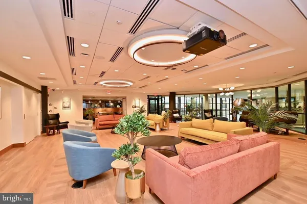 $2,400 | 5903 Mt Eagle Drive, Unit 802, Alexandria, VA 22303