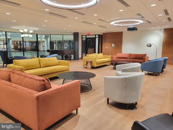 $2,400 | 5903 Mt Eagle Drive, Unit 802, Alexandria, VA 22303