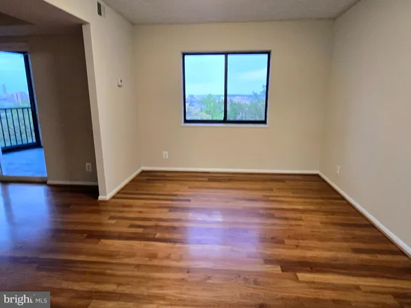 $2,400 | 5903 Mt Eagle Drive, Unit 802, Alexandria, VA 22303