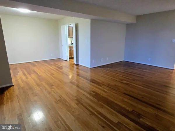 $2,400 | 5903 Mt Eagle Drive, Unit 802, Alexandria, VA 22303