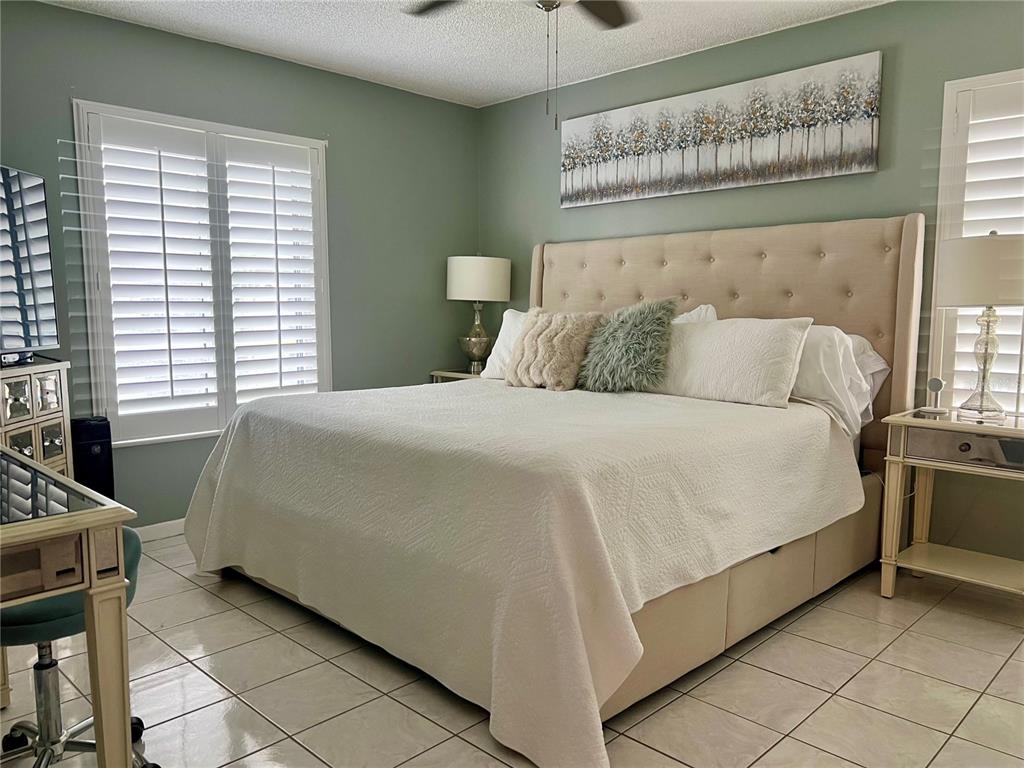 1151 Pine Ridge Circle West, Unit G2 Tarpon Springs, FL 34688 - Photo 15 of 24