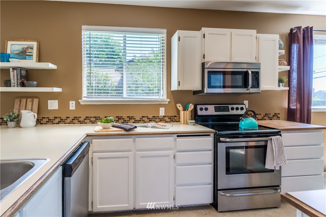10405 Northeast 200th Street Bothell, WA 98011 - Photo 17 of 17 Gallery Image 17