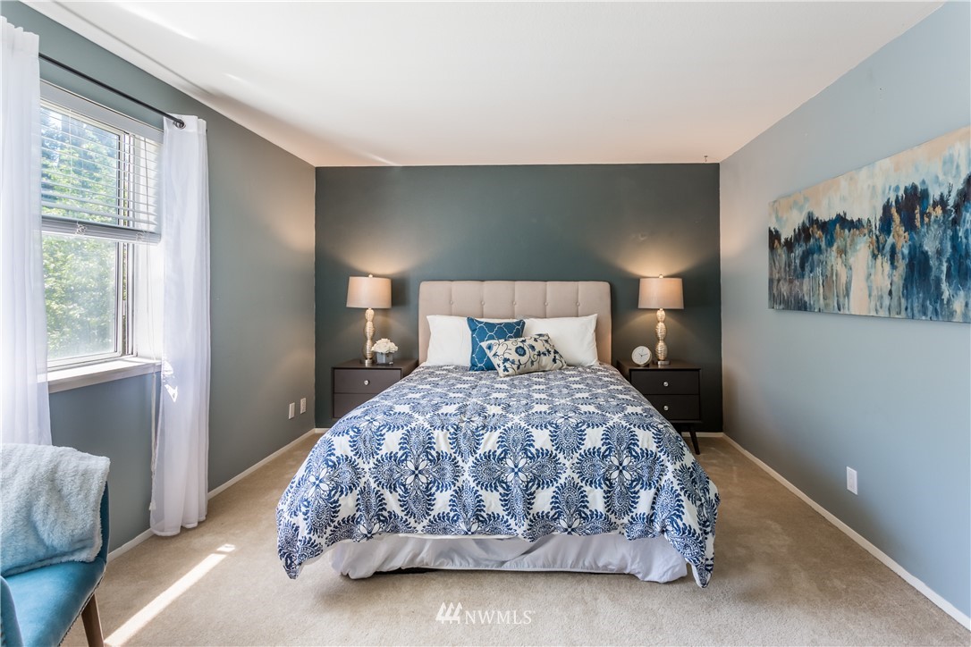 10405 Northeast 200th Street Bothell, WA 98011 - Photo 10 of 17 Gallery Image 10