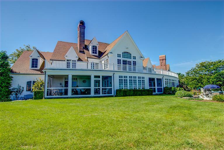 30 Williams Path West Barnstable, MA 02668 - Photo 5 of 35 a view of a house with a yard and sitting area