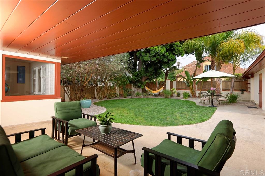 211 Avenida Cortez La Jolla, CA 92037 - Photo 8 of 25