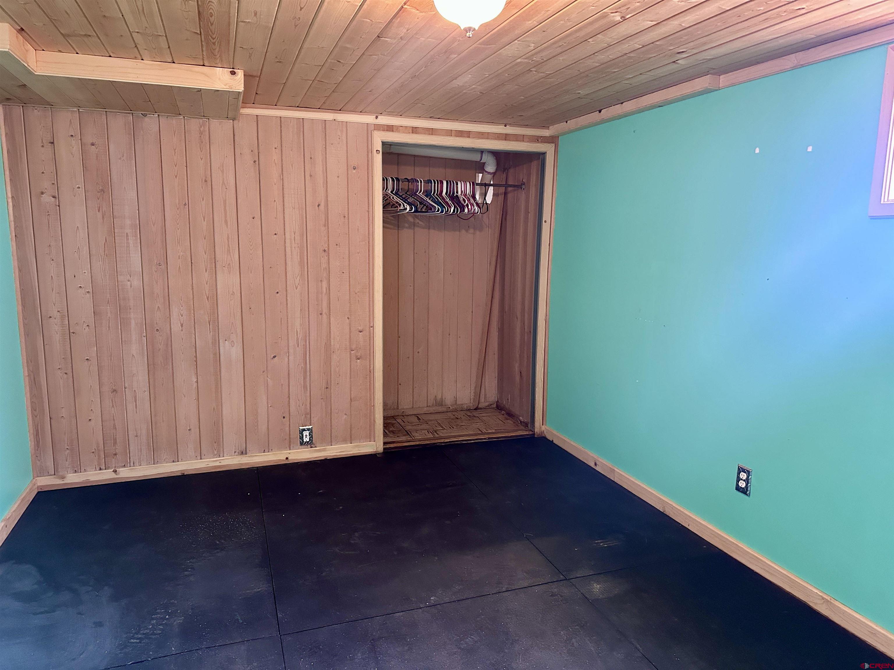 2559 County Road 329 Ignacio, CO 81137 - Photo 19 of 31 a view of an empty room