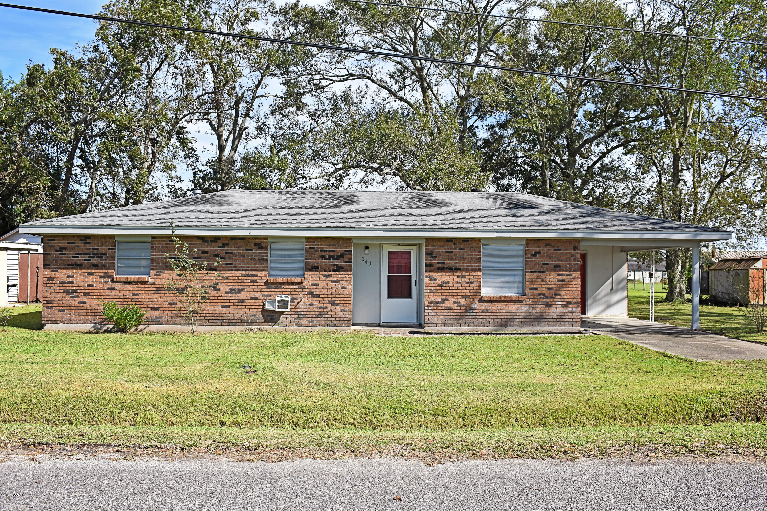 243 Darwin Road Centerville, LA 70538 - Photo 1 of 13 Gallery Image 1