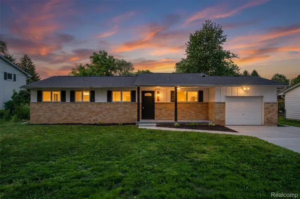 $229,900 | 6201 Lerner Way, Lansing, MI 48911