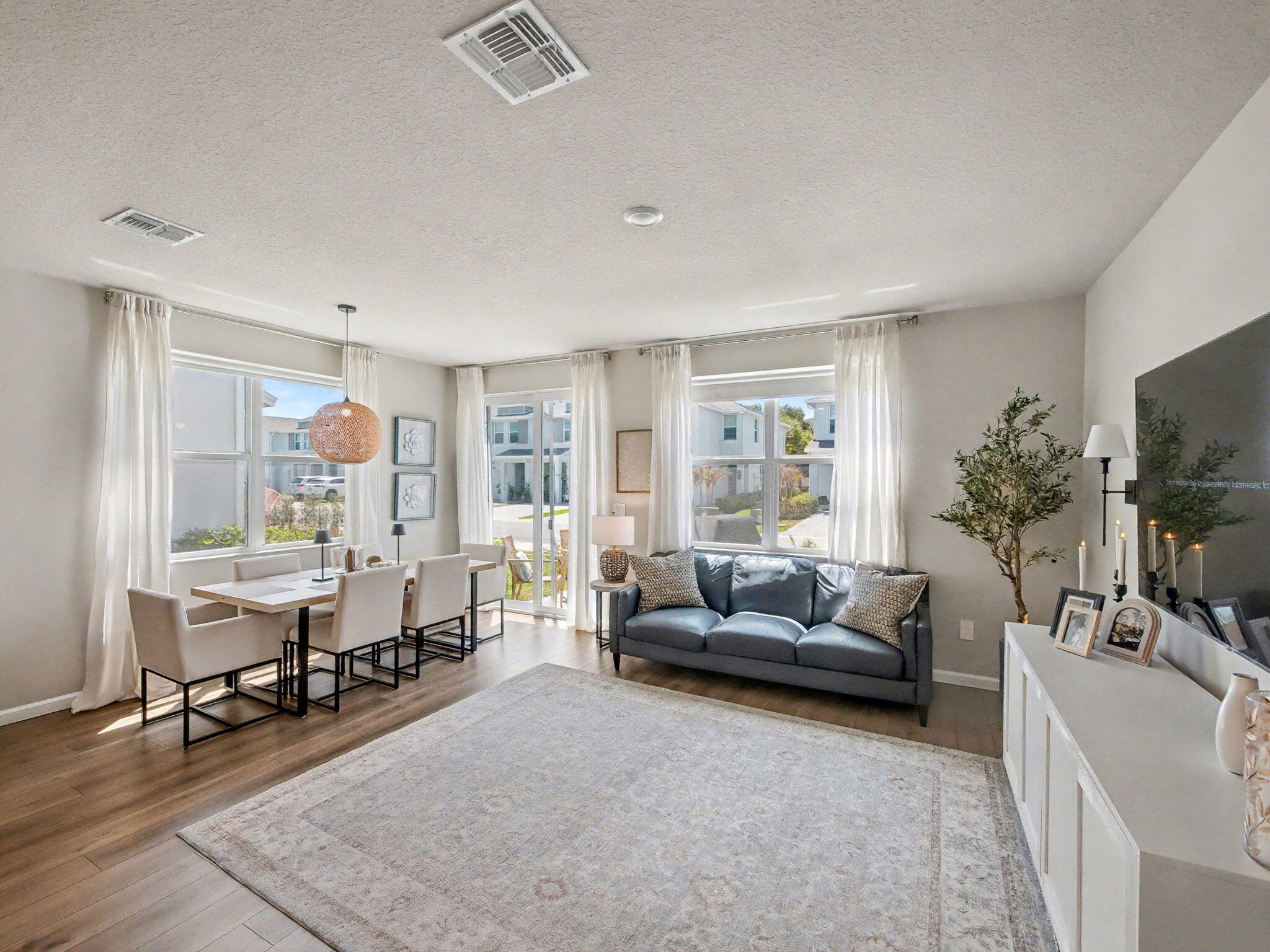 5747 Southeast Edgewater Circle Stuart, FL 34997 - Photo 14 of 45 Living Room