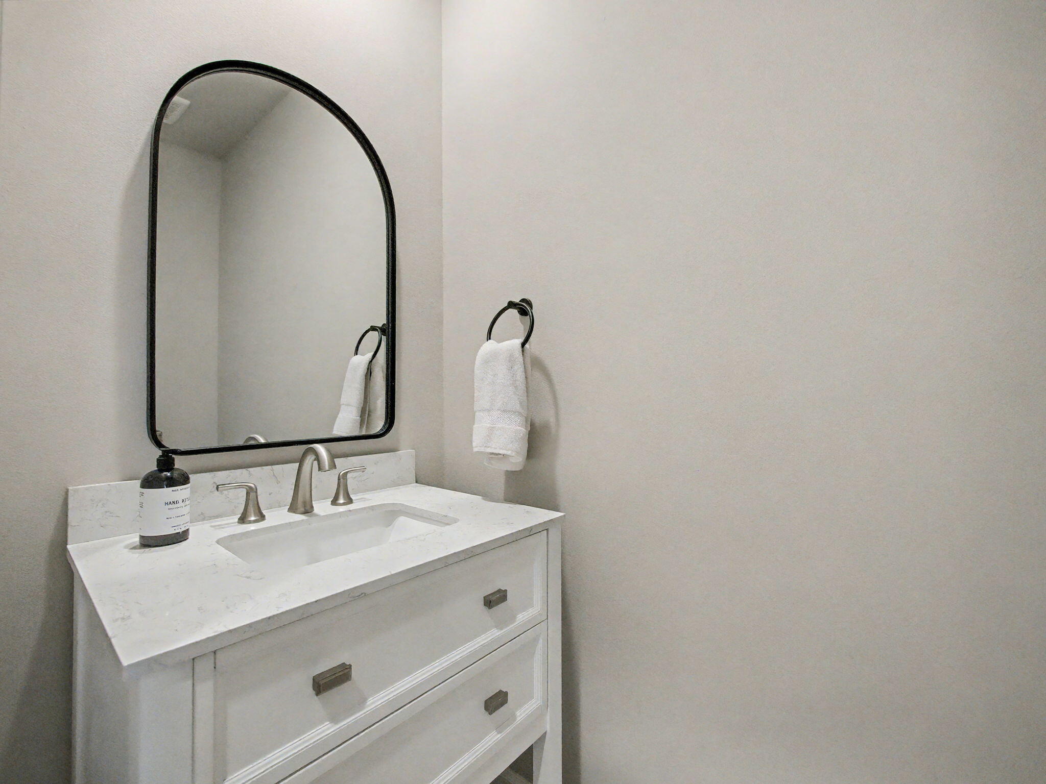 5747 Southeast Edgewater Circle Stuart, FL 34997 - Photo 19 of 44 Powder Room