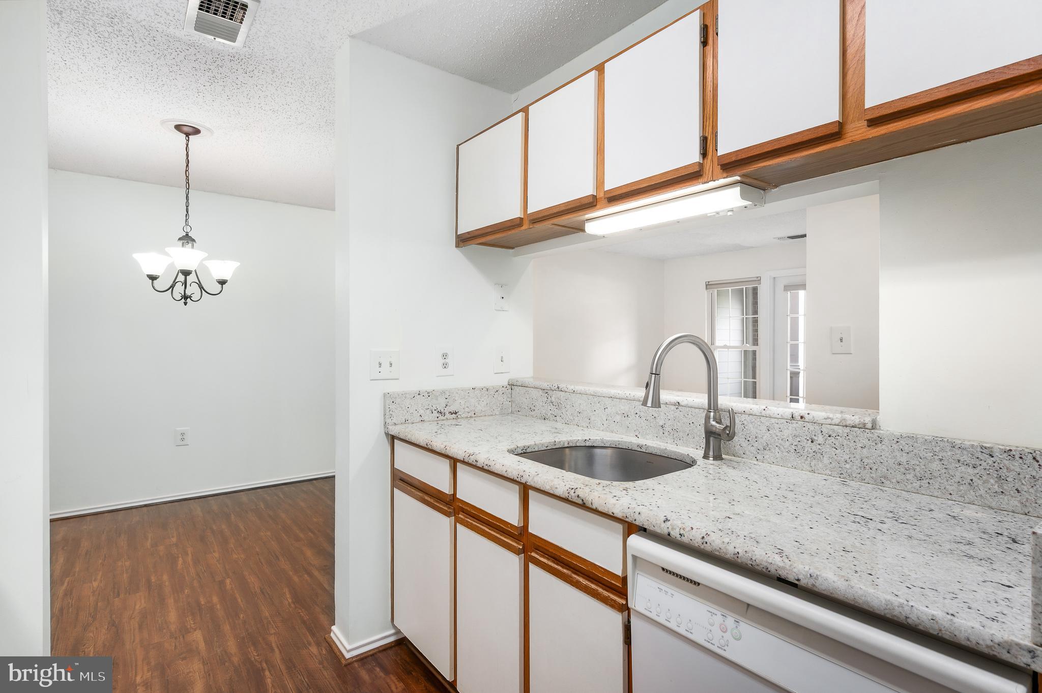 21029 Timber Ridge Terrace, Unit 104 Ashburn, VA 20147 - Photo 13 of 34