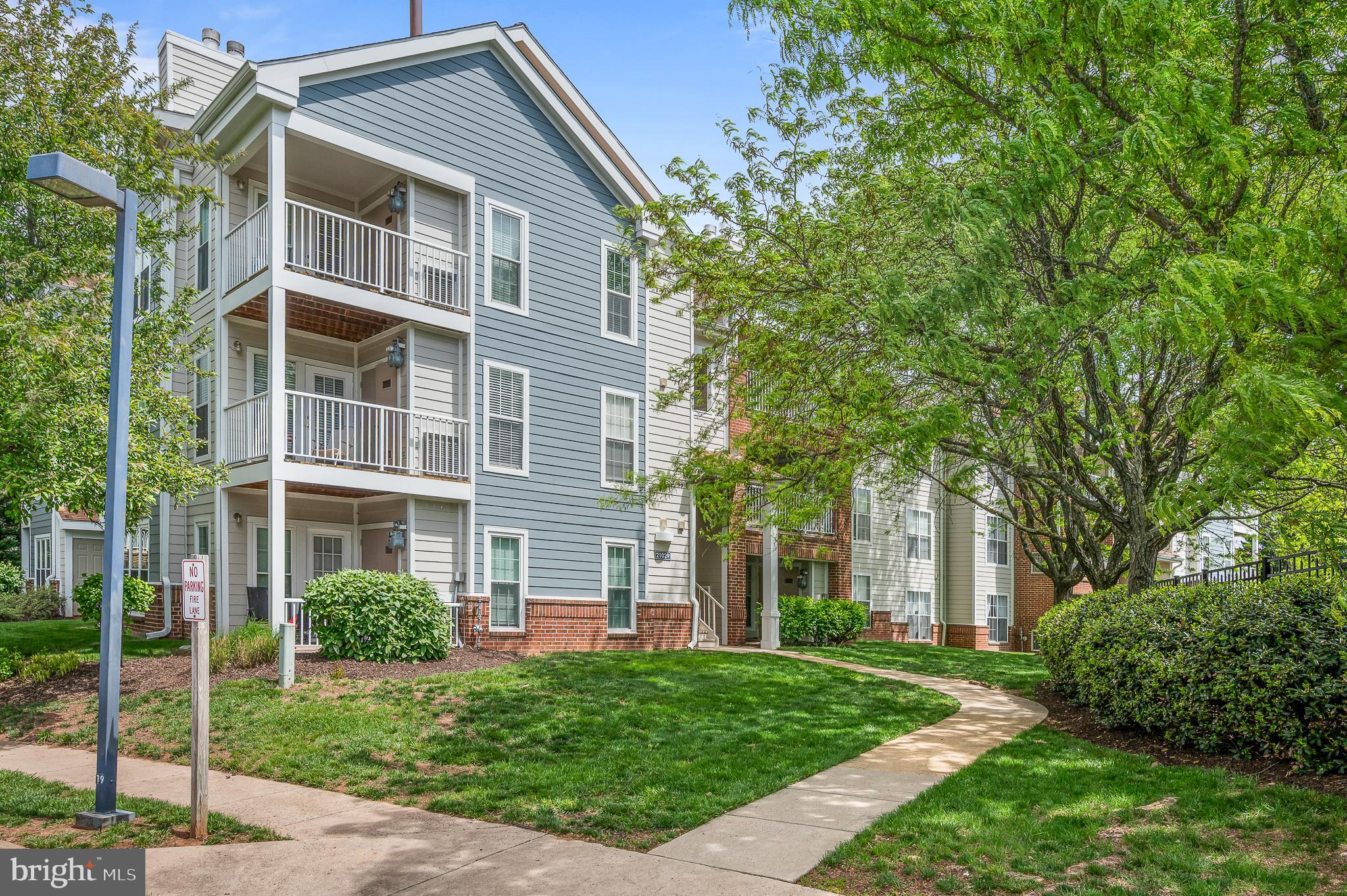 21029 Timber Ridge Terrace, Unit 104 Ashburn, VA 20147 - Photo 30 of 34 Building Exterior